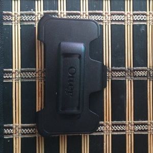 Black Otterbox waist case